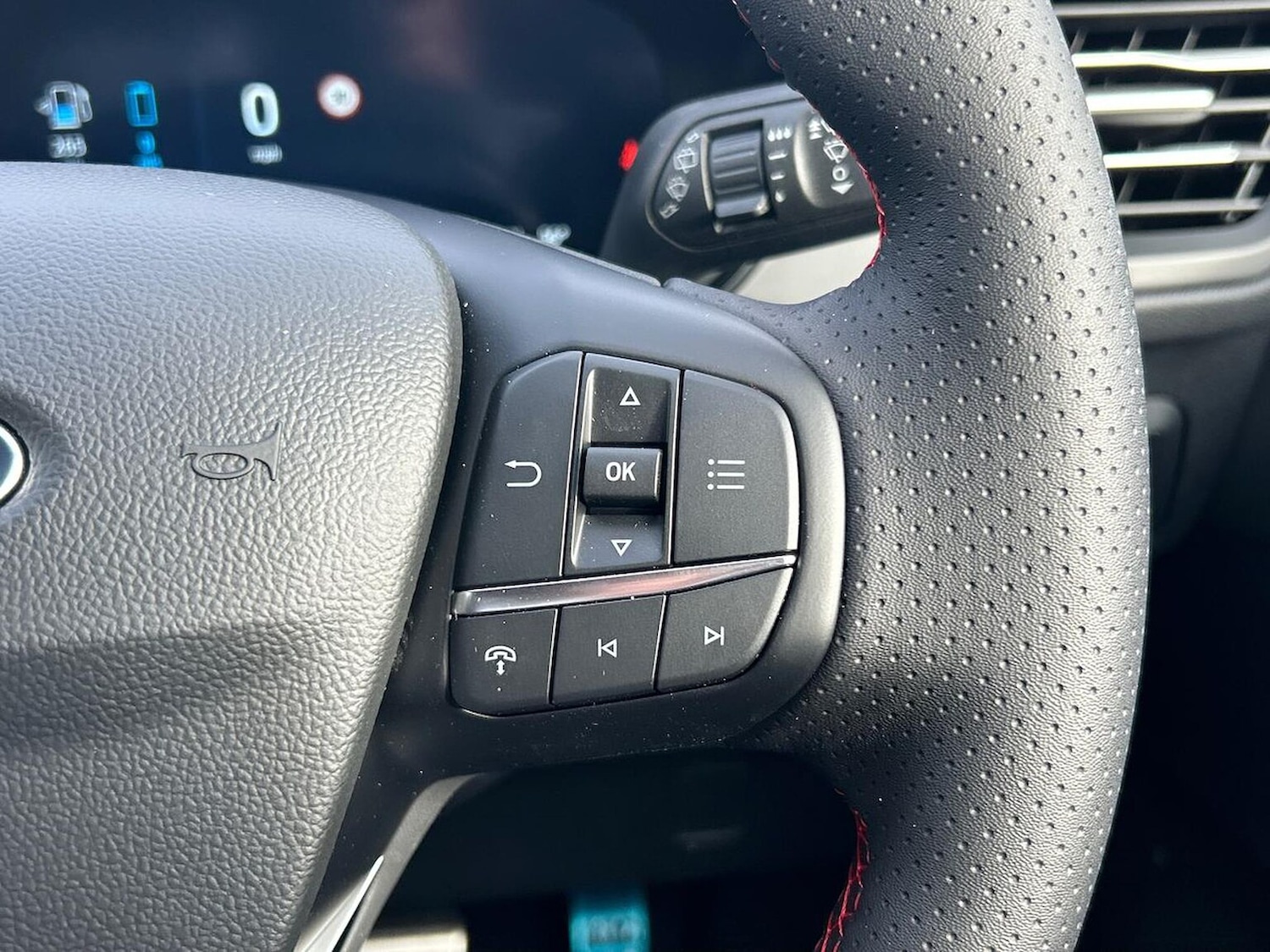 Used Ford Kuga 2025 for sale - 76478141: Photo 27