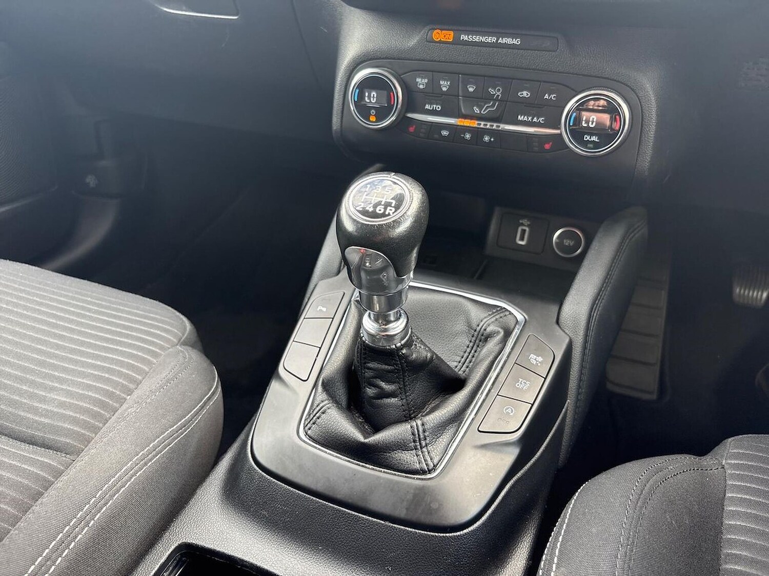 Used Ford Focus 2018 for sale - 76040731: Photo 13