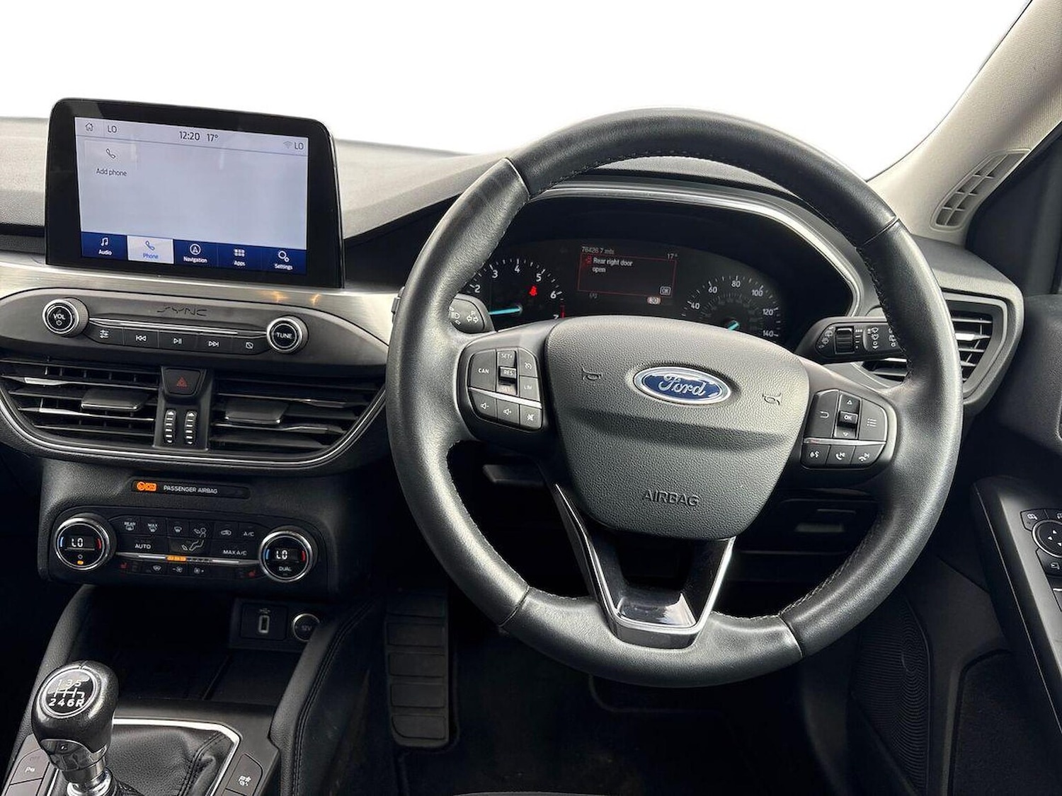 Used Ford Focus 2018 for sale - 76040731: Photo 9