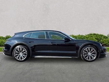Used Porsche Taycan 2022 for sale - 79246385: Photo
