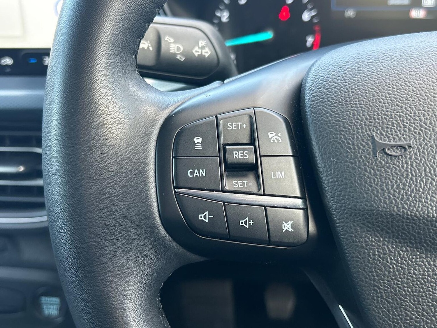 Used Ford Focus 2023 for sale - 76699432: Photo 26