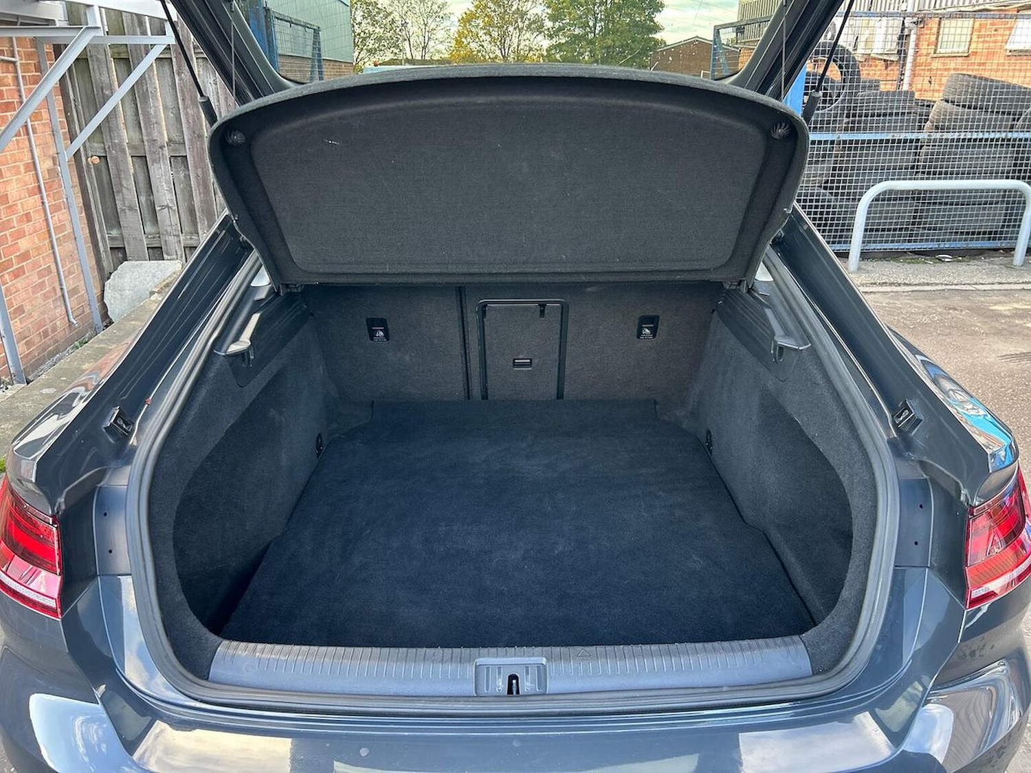 Used Volkswagen Arteon 2019 for sale - 76379041: Photo 17
