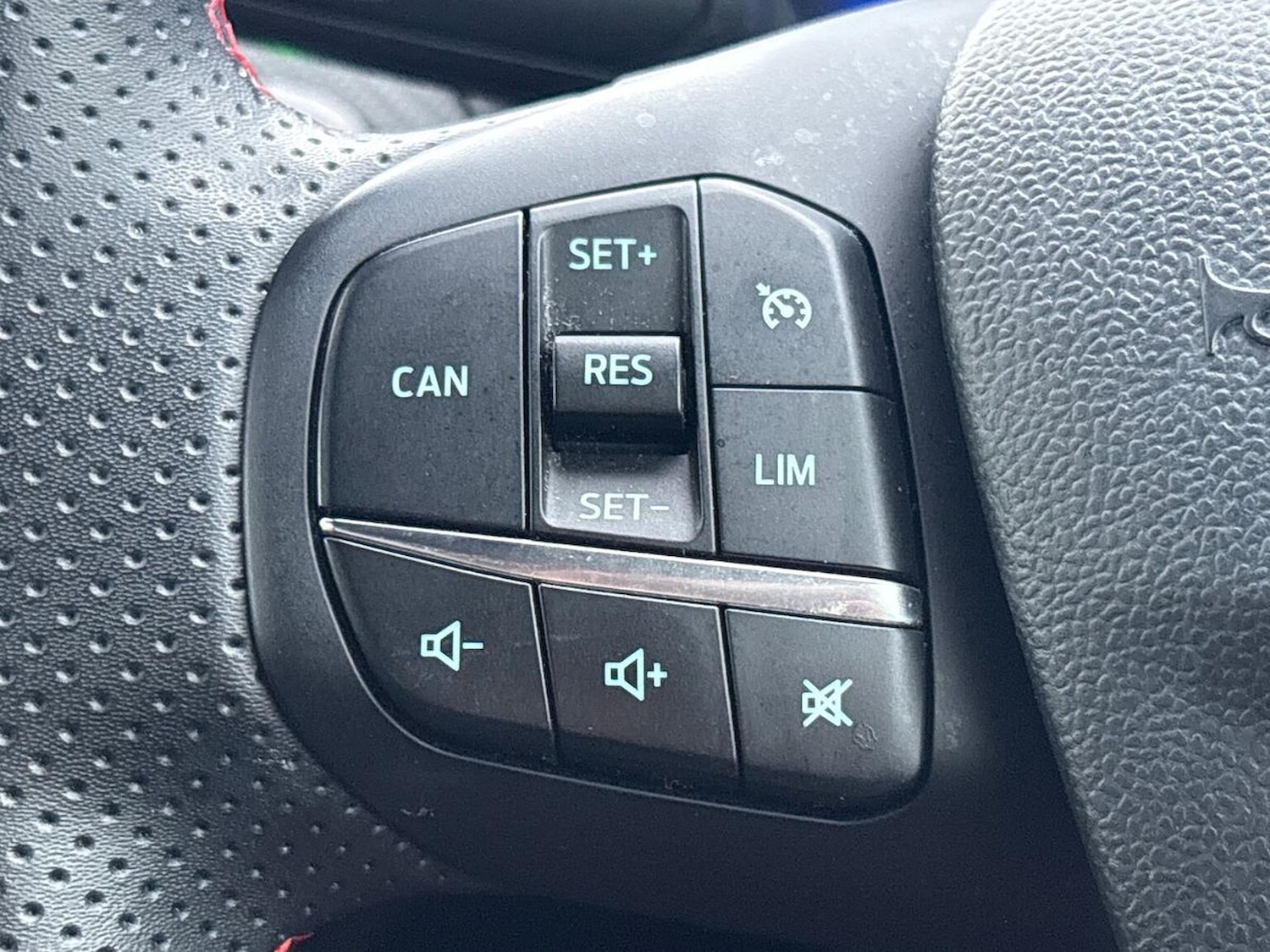 Used Ford Puma 2020 for sale - 77845338: Photo 26