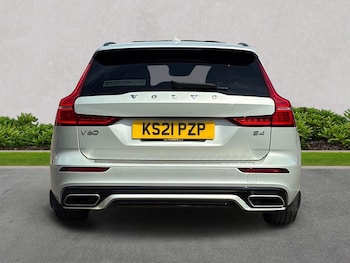Used Volvo V60 2021 for sale - 78545836: Photo