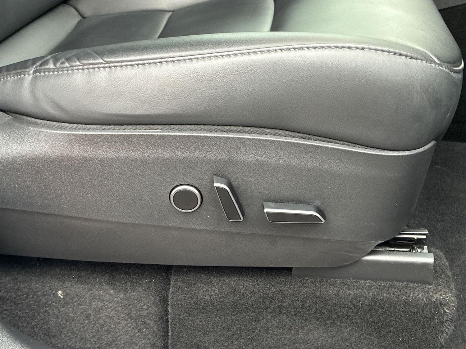 Used Tesla Model Y 2022 for sale - 77796960: Photo 30