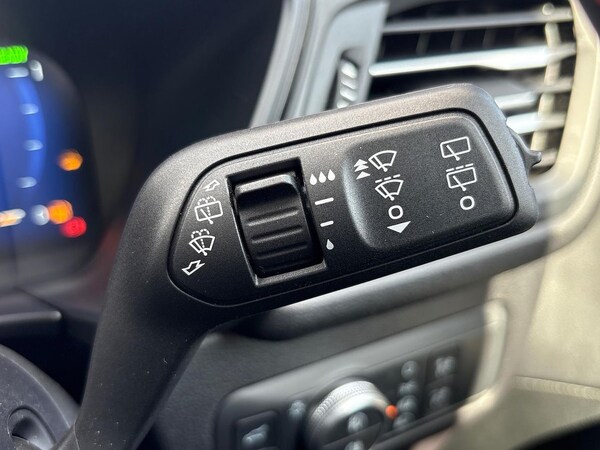 Used Ford Kuga 2022 for sale - 75956892: Photo 29
