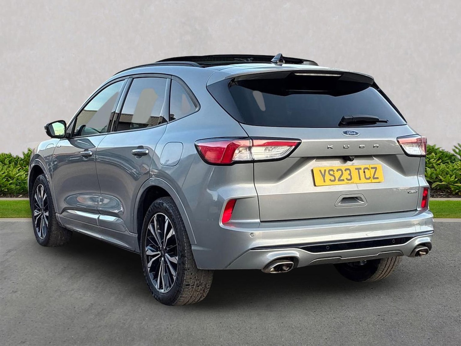 Used Ford Kuga 2023 for sale - 78121826: Photo 2