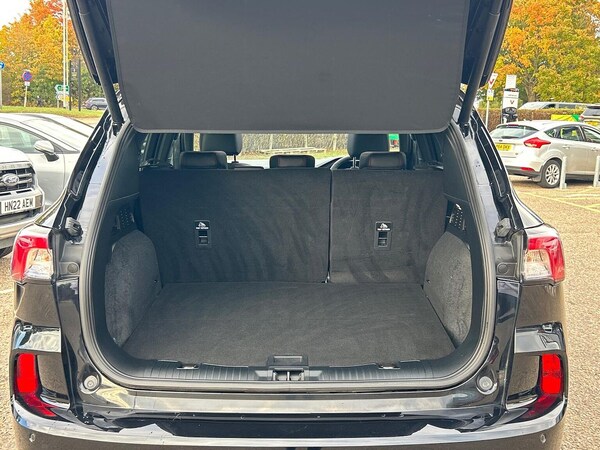Used Ford Kuga 2023 for sale - 76134279: Photo 17
