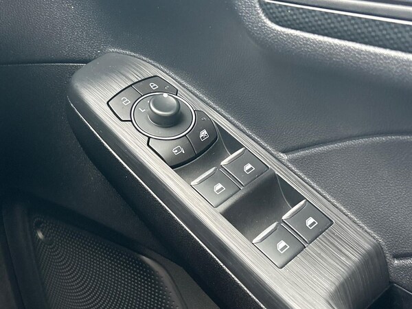 Used Ford Kuga 2023 for sale - 76134279: Photo 21