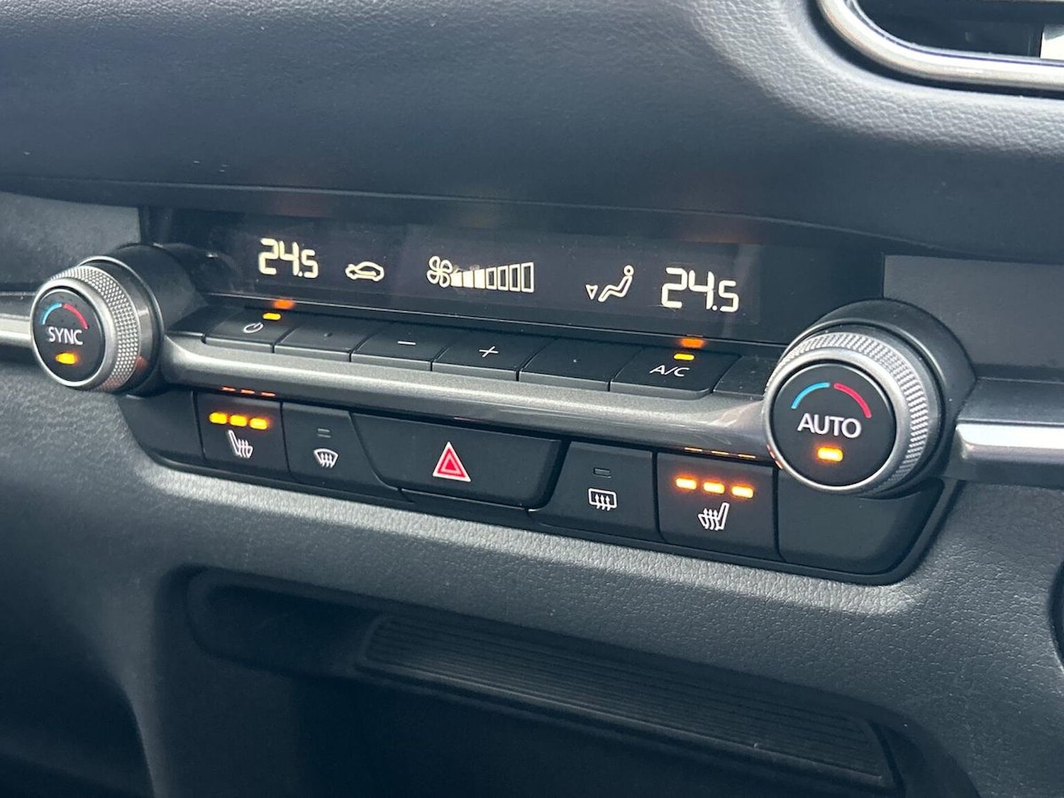 Used Mazda CX-30 2023 for sale - 76518595: Photo 12