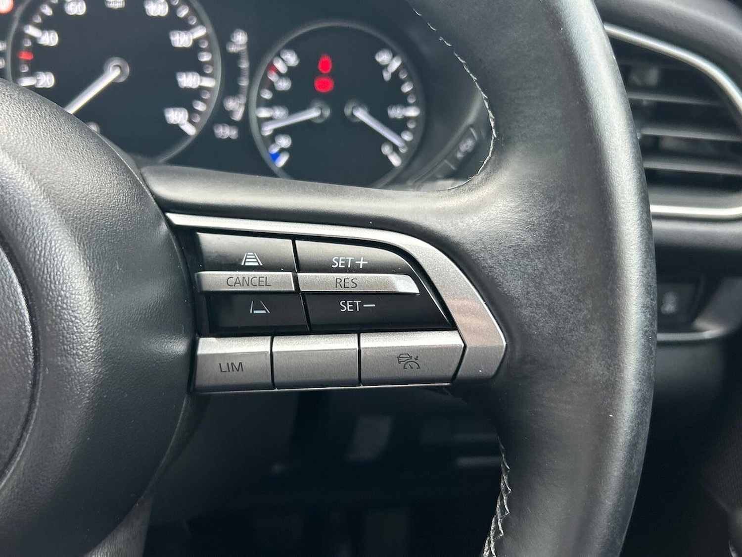 Used Mazda CX-30 2023 for sale - 76518595: Photo 27