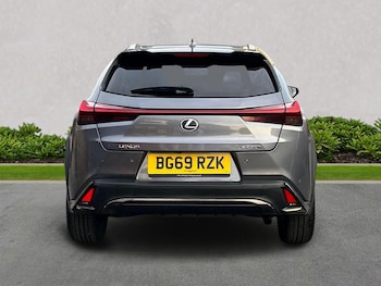 Used Lexus UX 2019 for sale - 76187198: Photo 4