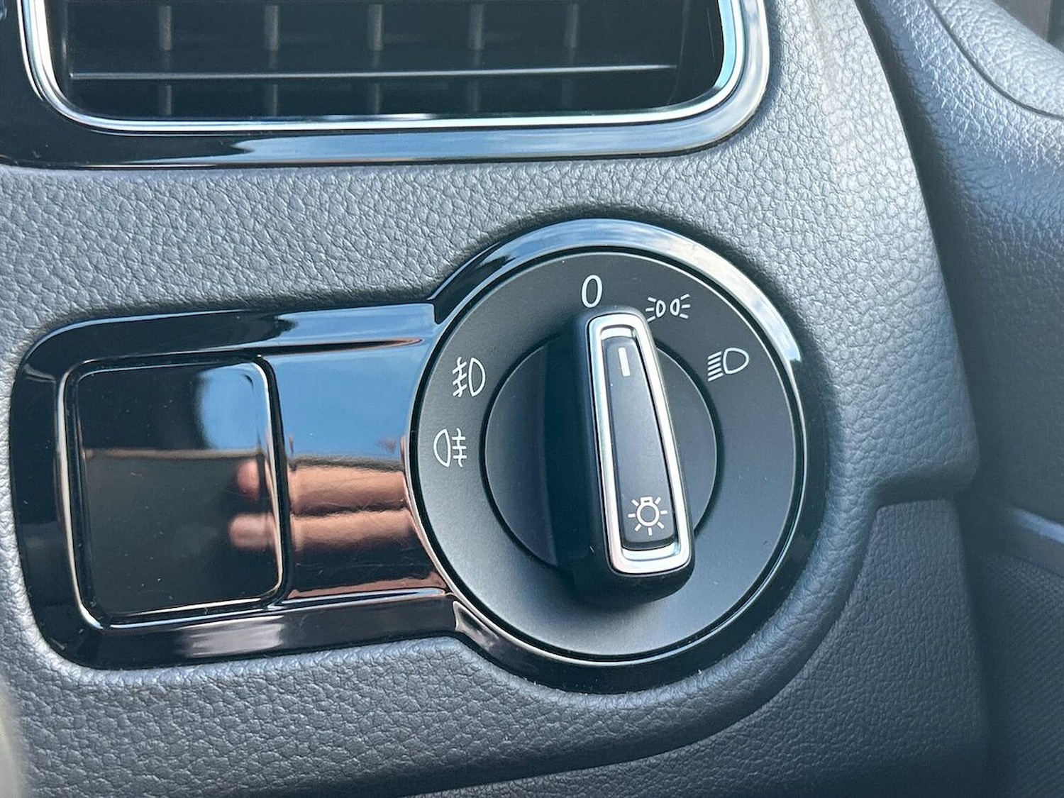 Used Volkswagen Polo 2016 for sale - 76517937: Photo 22