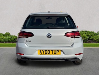 Used Volkswagen Golf 2018 for sale - 75754559: Photo