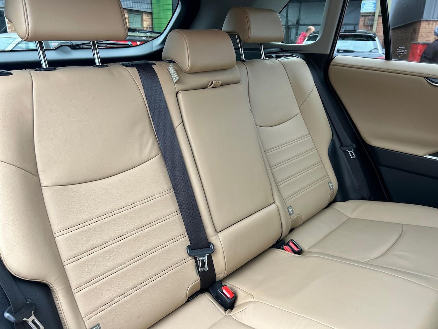Used Toyota RAV4 2019 for sale - 76198458: Photo 16