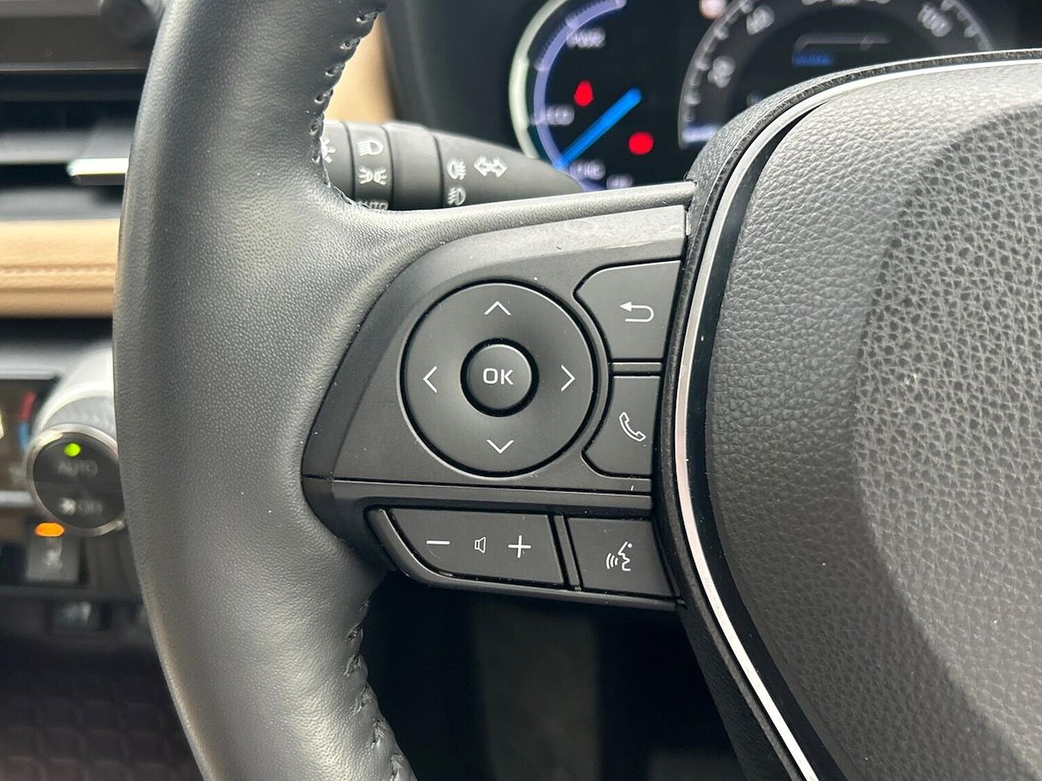 Used Toyota RAV4 2019 for sale - 76198458: Photo 26