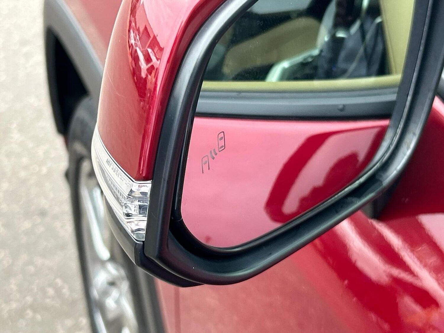 Used Toyota RAV4 2019 for sale - 76198458: Photo 32