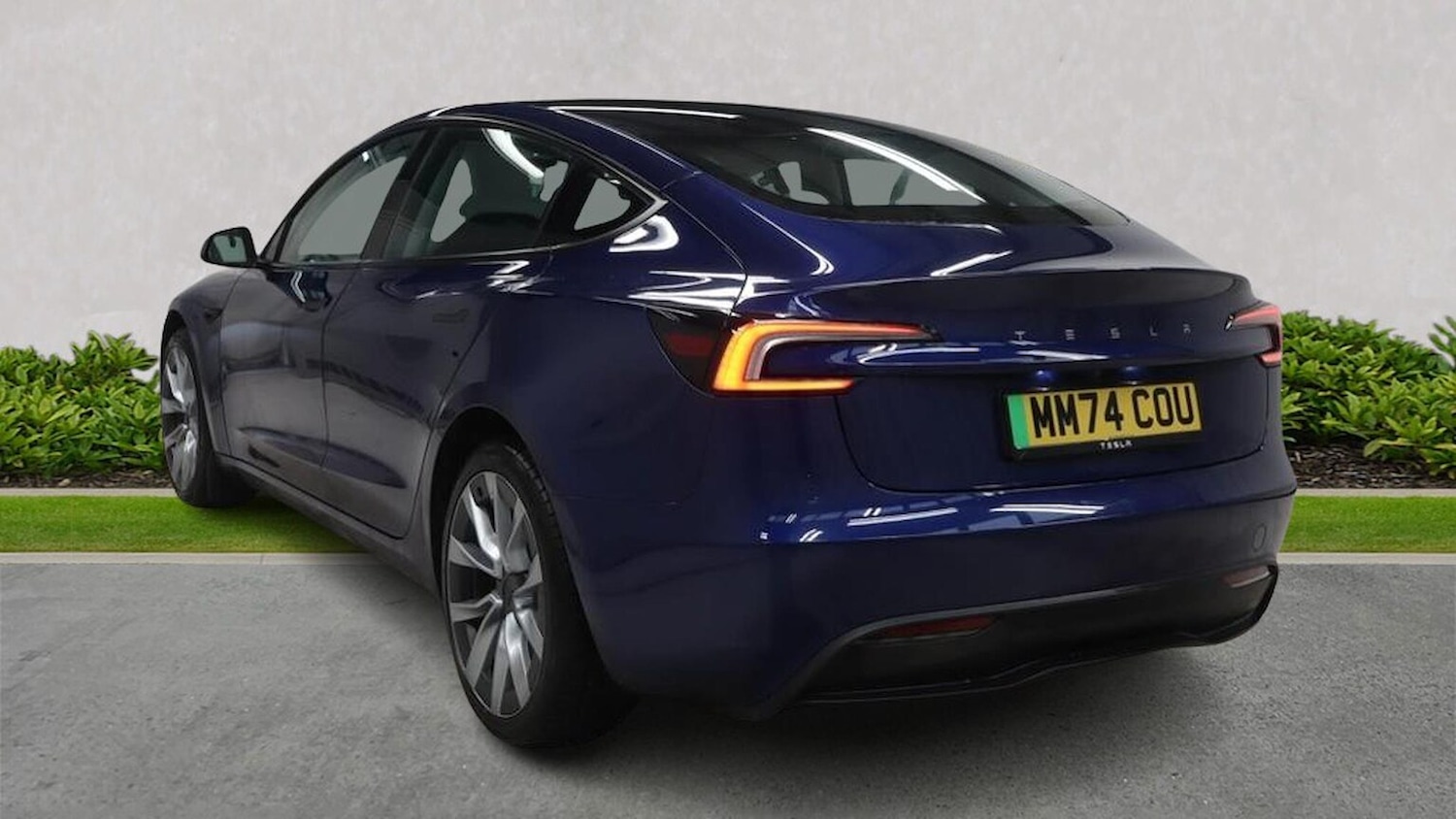 Used Tesla Model 3 2024 for sale - 78194617: Photo 2