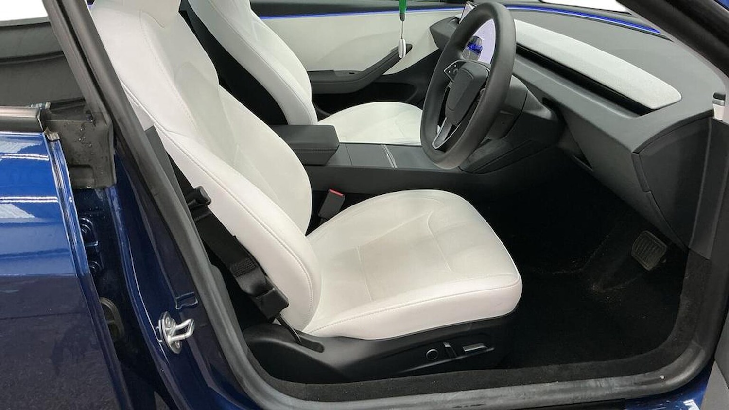 Used Tesla Model 3 2024 for sale - 78194617: Photo 9