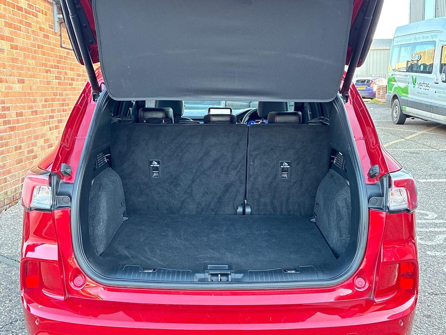 Used Ford Kuga 2022 for sale - 77003690: Photo 19