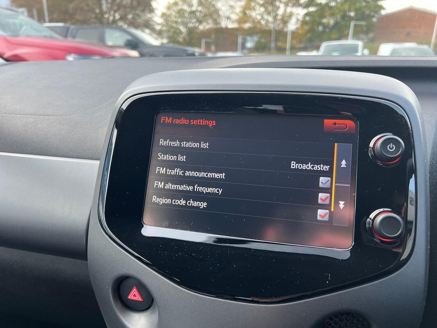 Used Toyota AYGO 2018 for sale - 76352504: Photo 25