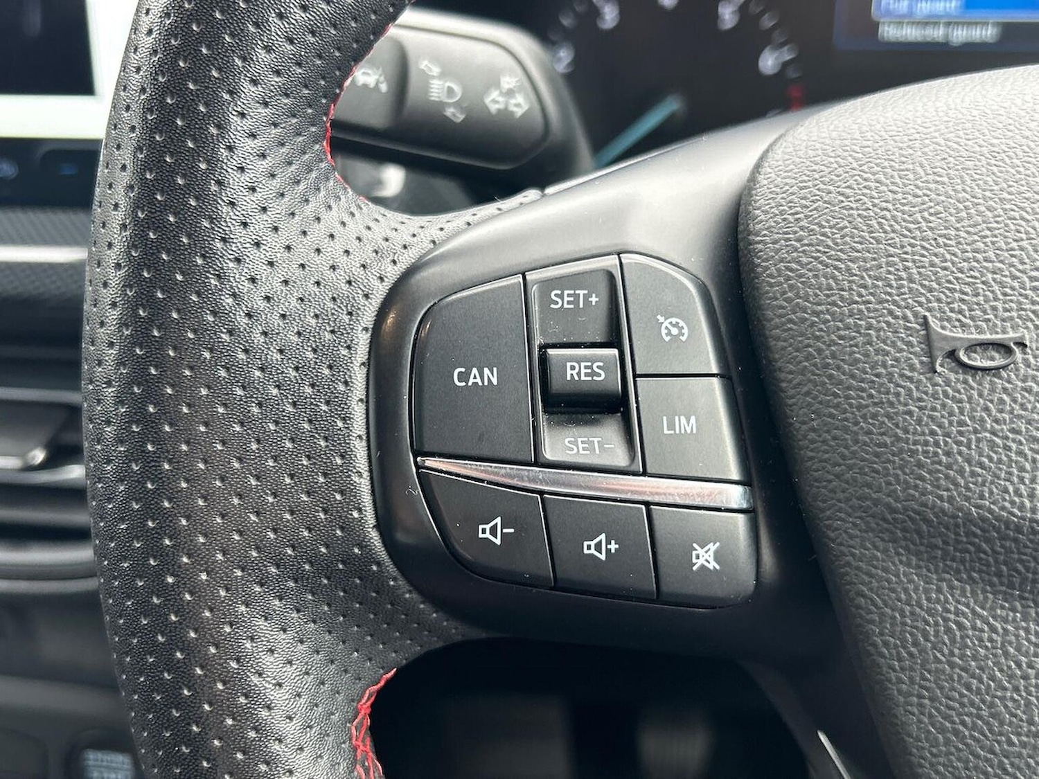 Used Ford Focus 2023 for sale - 76268288: Photo 26