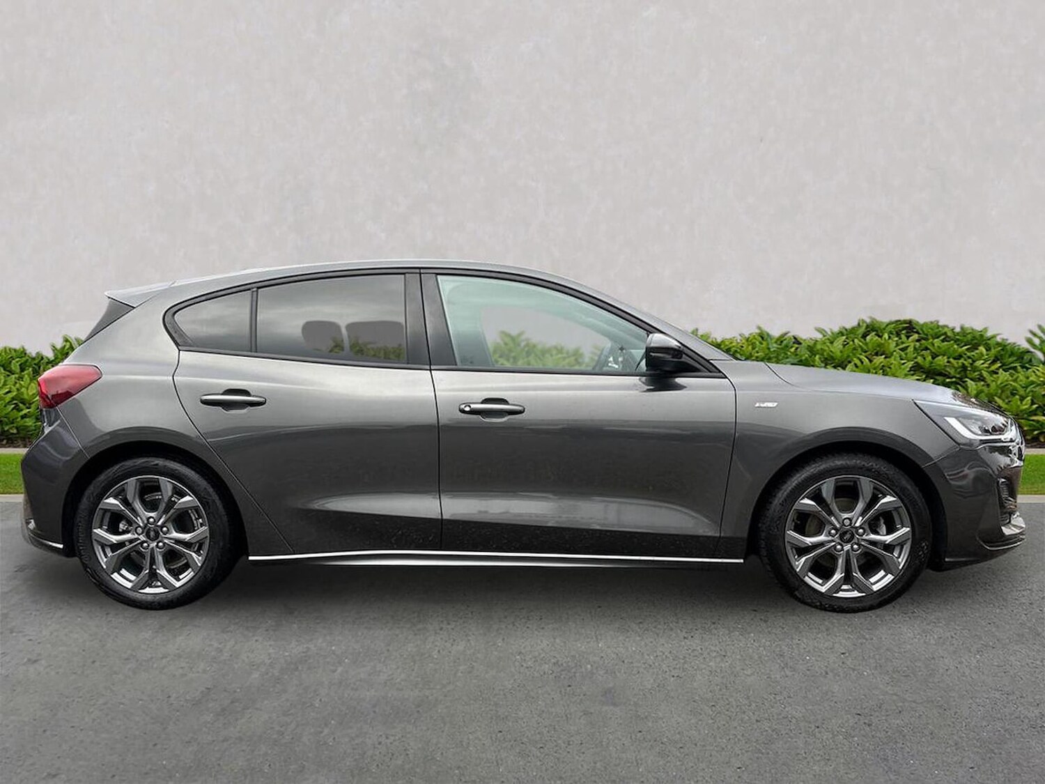 Used Ford Focus 2023 for sale - 76268288: Photo 3