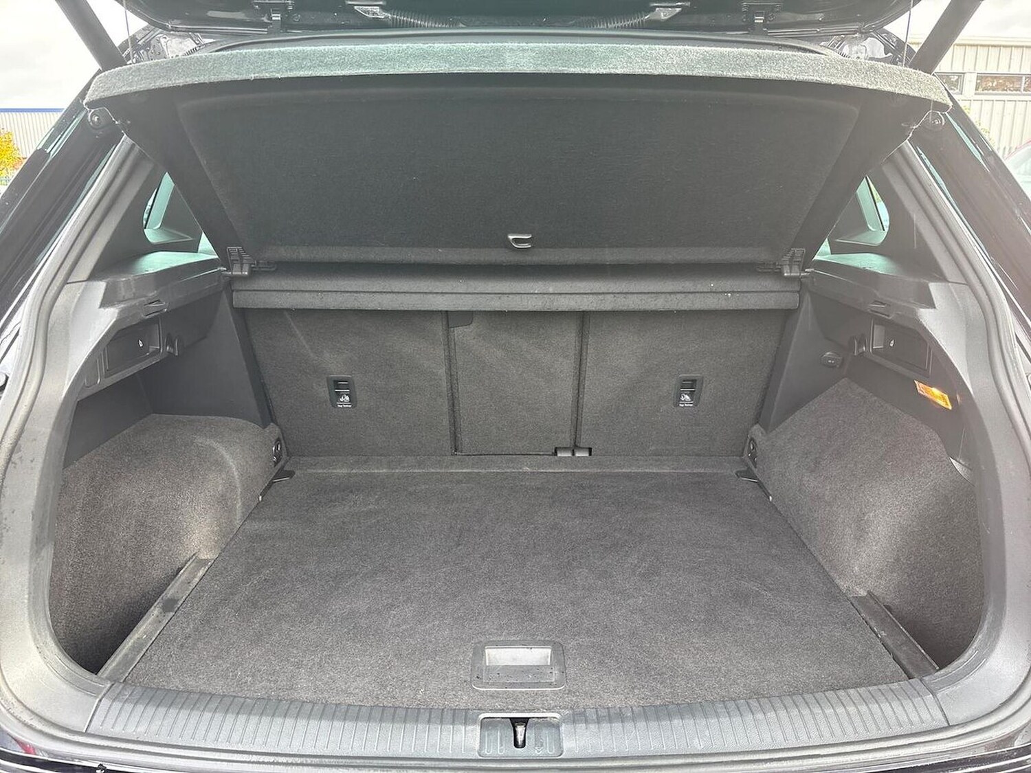 Used Volkswagen Tiguan 2019 for sale - 76379039: Photo 17