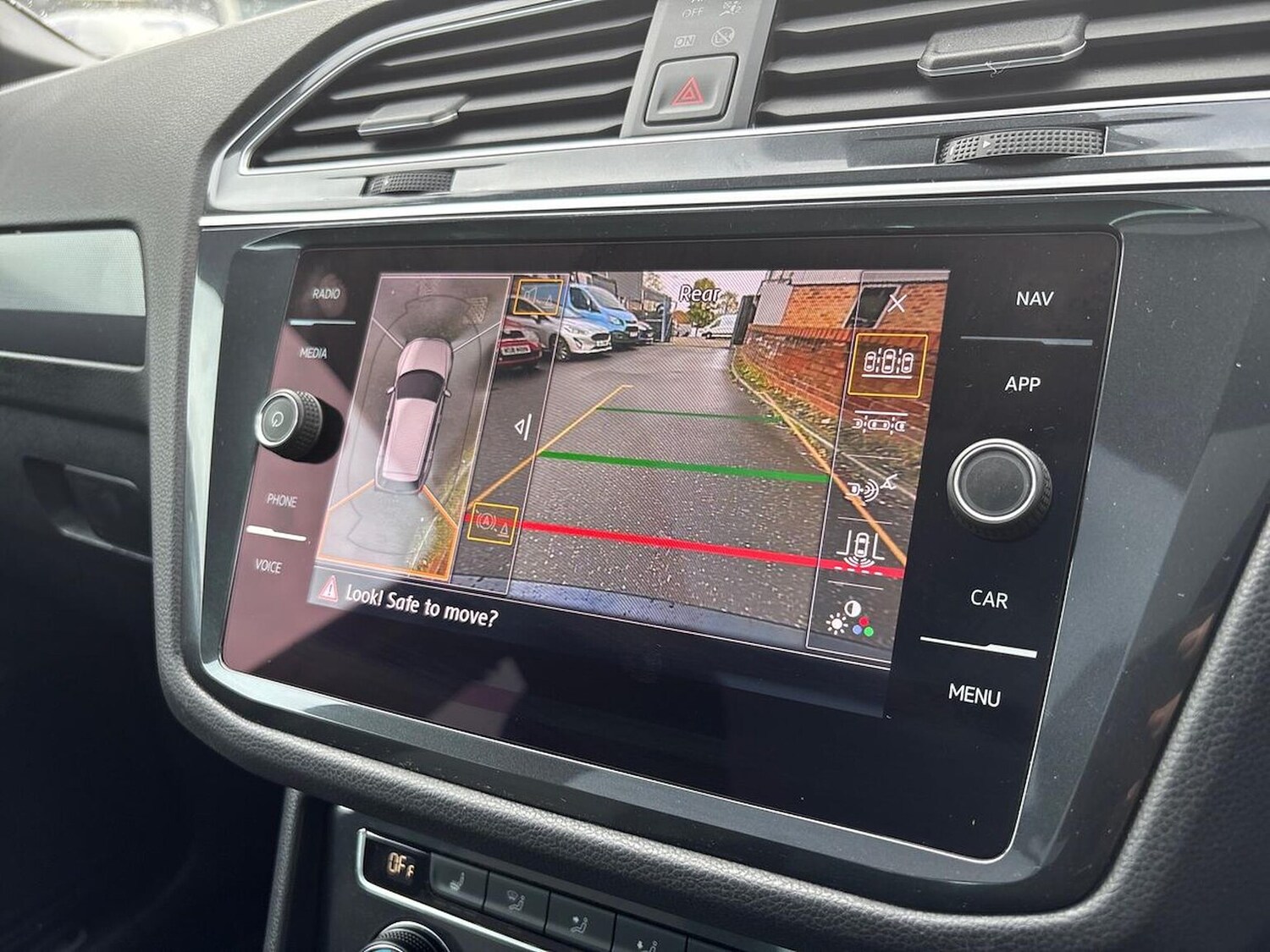 Used Volkswagen Tiguan 2019 for sale - 76379039: Photo 23