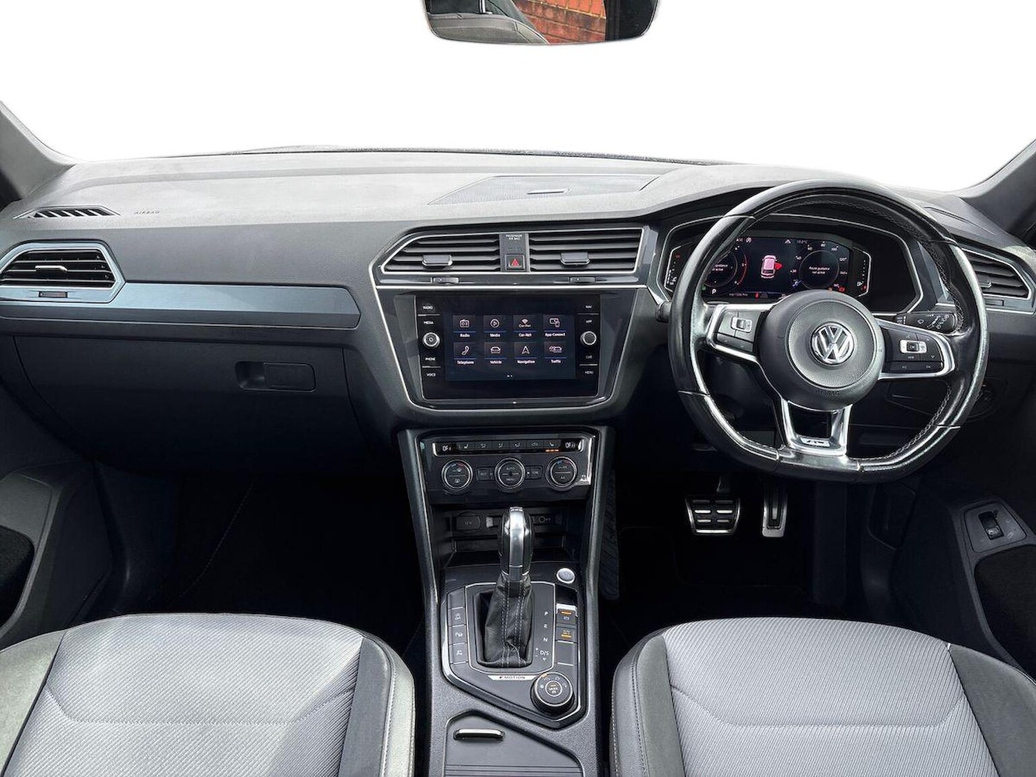 Used Volkswagen Tiguan 2019 for sale - 76379039: Photo 8