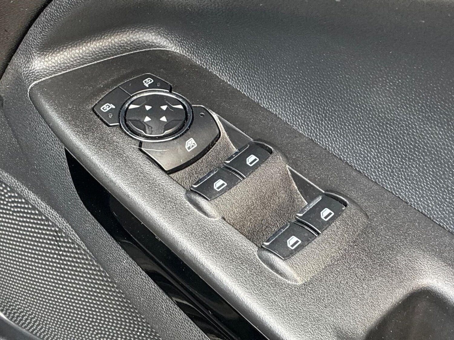 Used Ford Ecosport 2022 for sale - 77003689: Photo 23