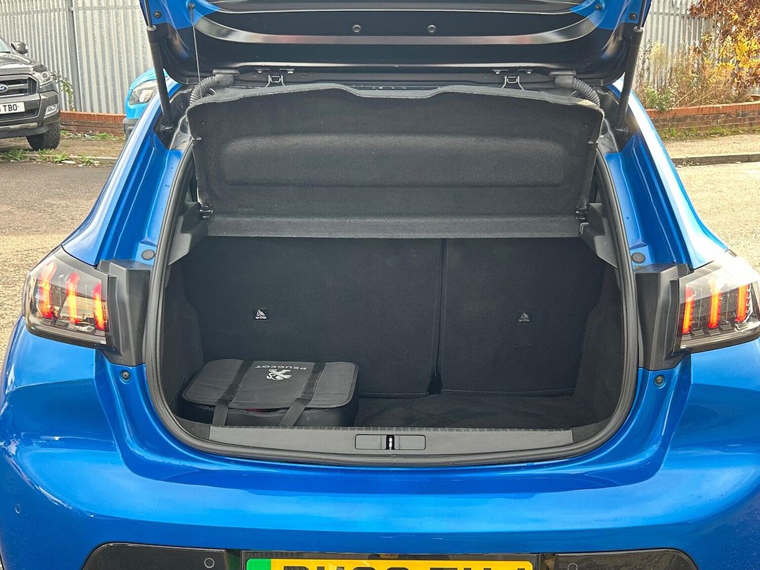 Used Peugeot 208 2022 for sale - 77489449: Photo 17