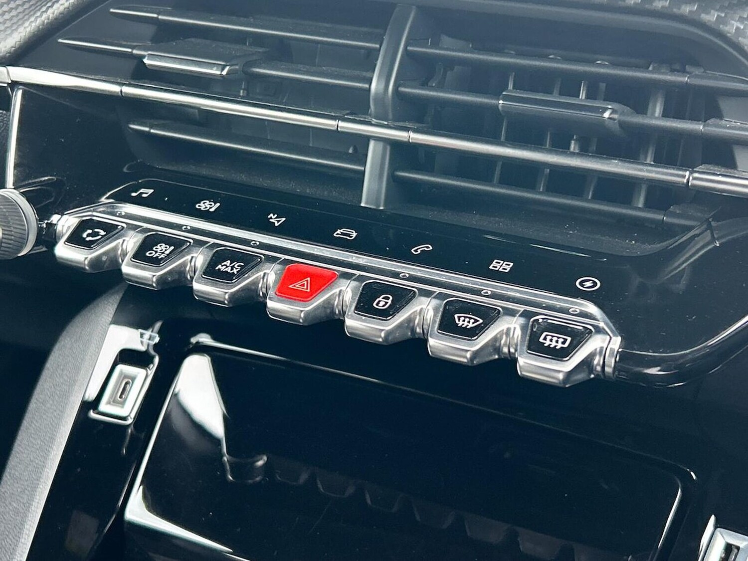 Used Peugeot 208 2022 for sale - 77489449: Photo 22