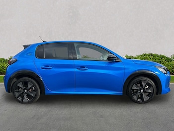 Used Peugeot 208 2022 for sale - 77489449: Photo