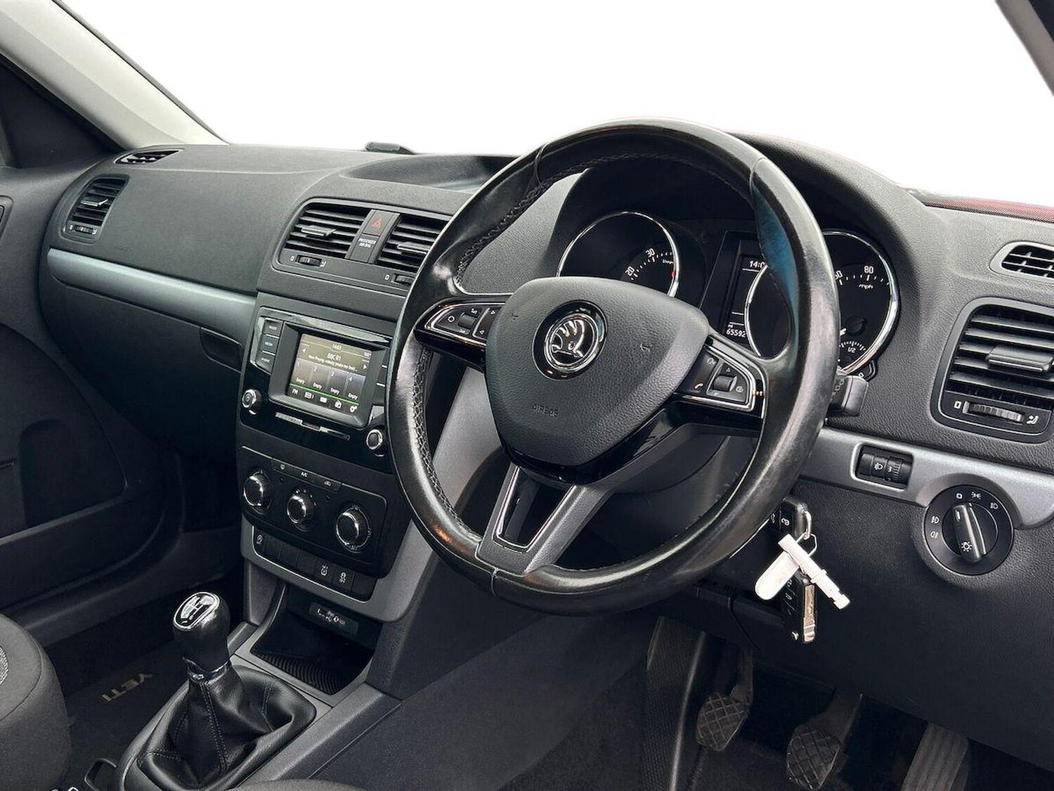 Used Skoda Yeti 2017 for sale - 76536667: Photo 15