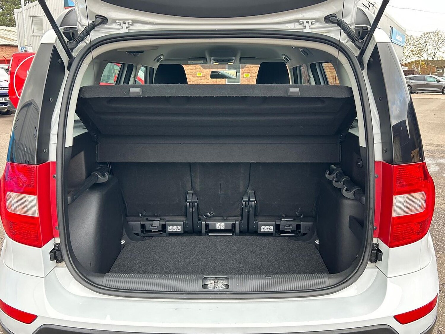 Used Skoda Yeti 2017 for sale - 76536667: Photo 17