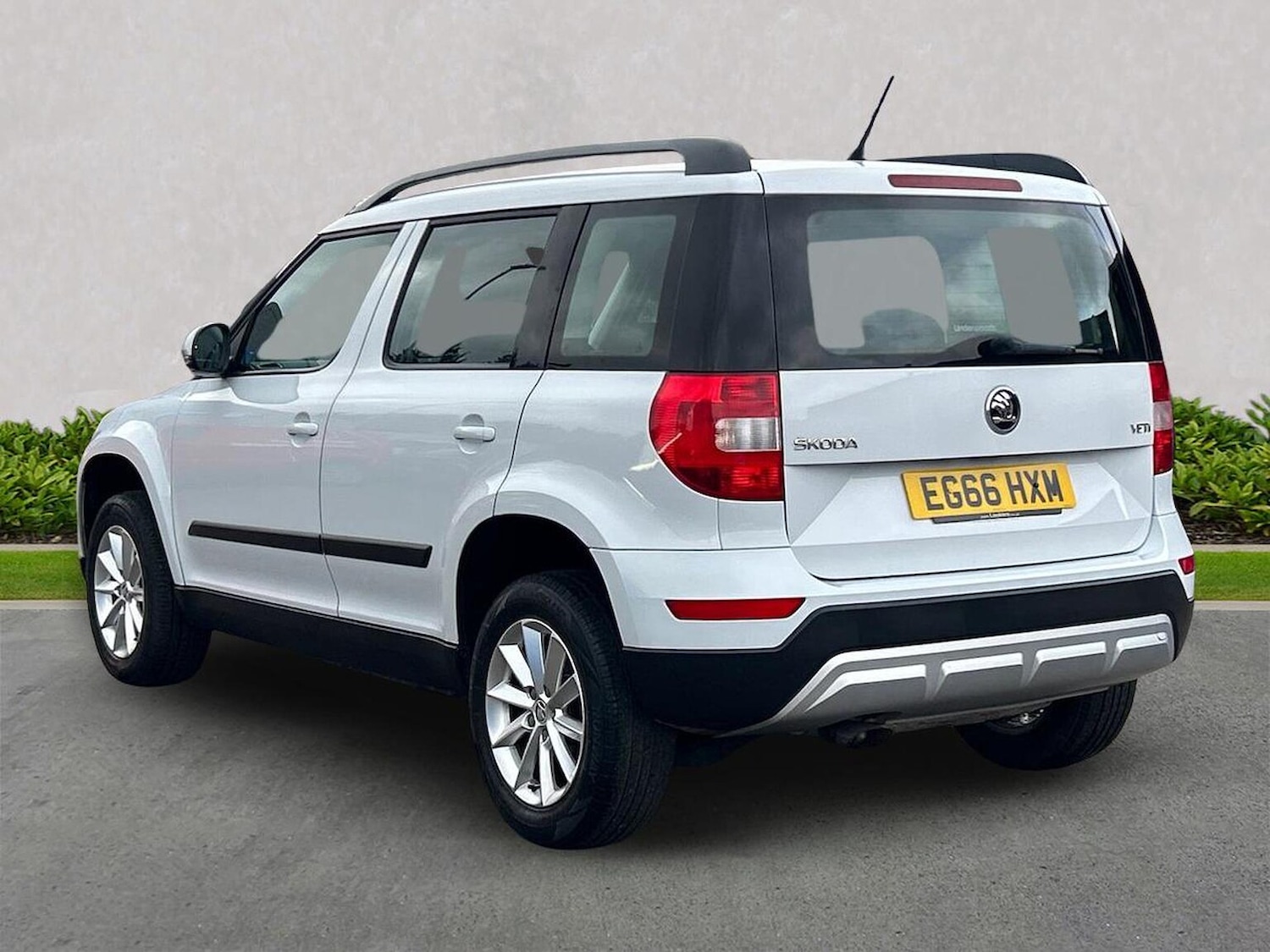 Used Skoda Yeti 2017 for sale - 76536667: Photo 2