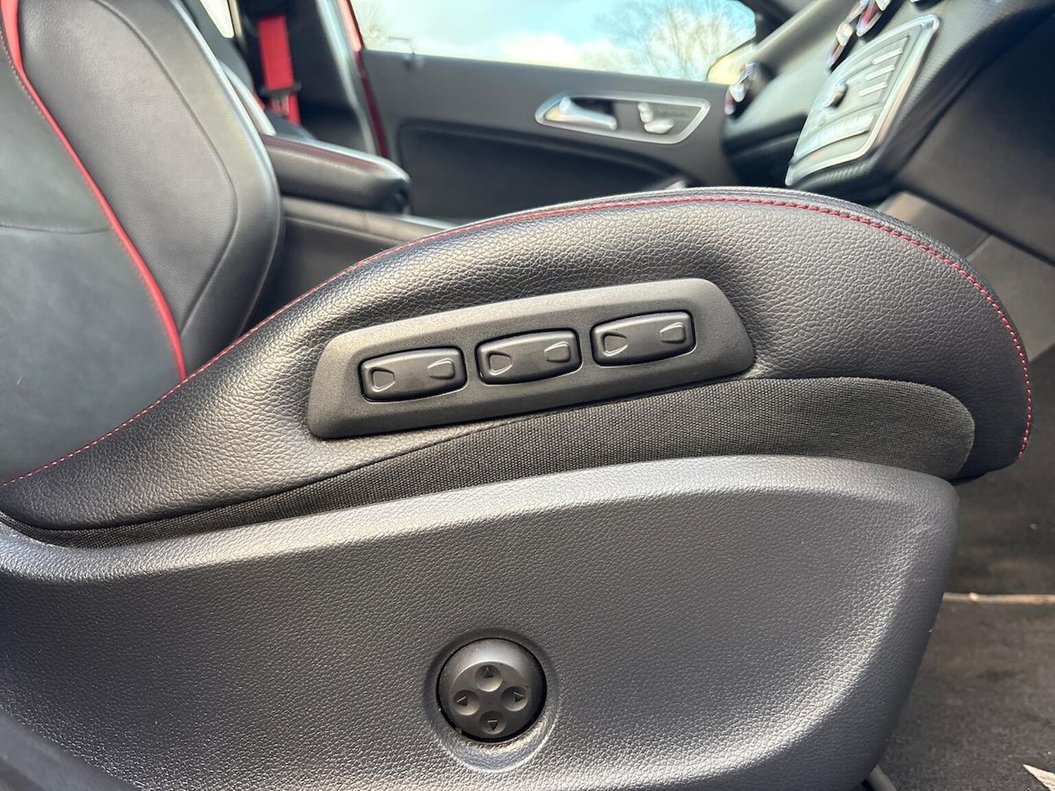 Used Mercedes-Benz A-Class 2017 for sale - 76637751: Photo 30