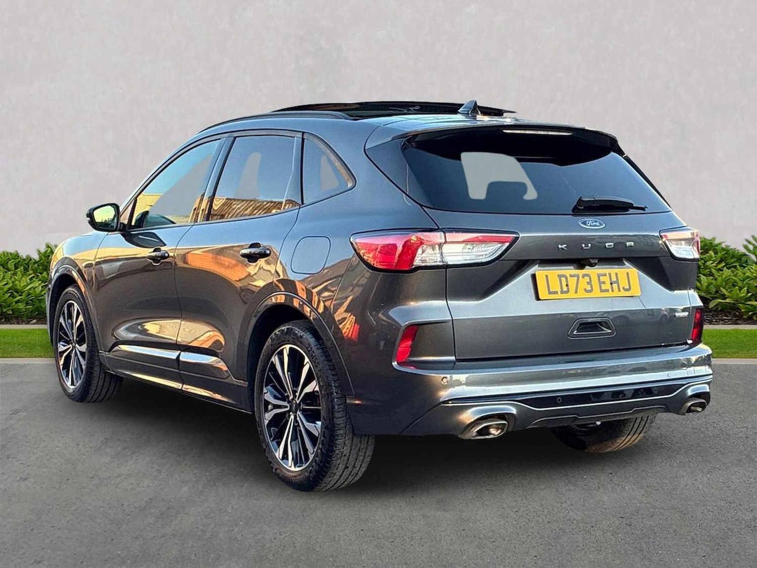 Used Ford Kuga 2023 for sale - 78194532: Photo 2