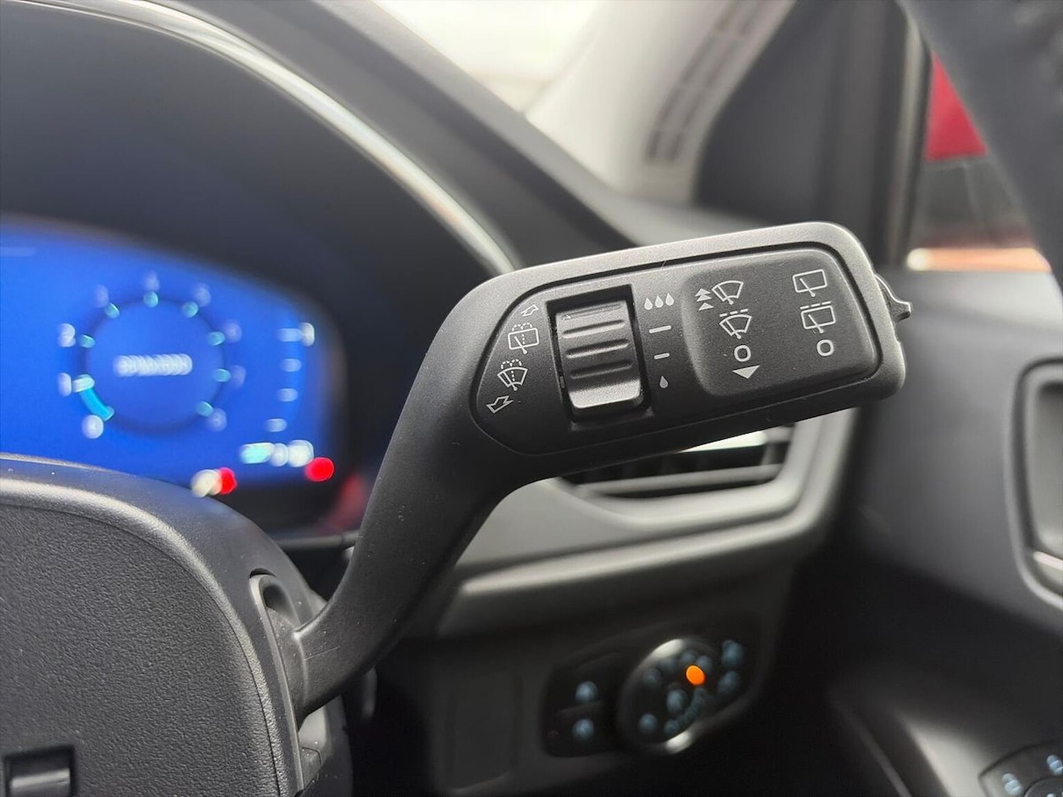 Used Ford Focus 2023 for sale - 76920066: Photo 29