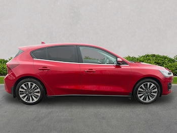 Used Ford Focus 2023 for sale - 76920066: Photo