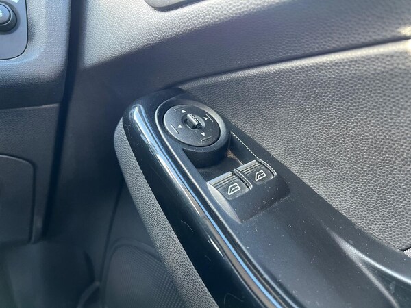 Used Ford Fiesta 2016 for sale - 76070193: Photo 21