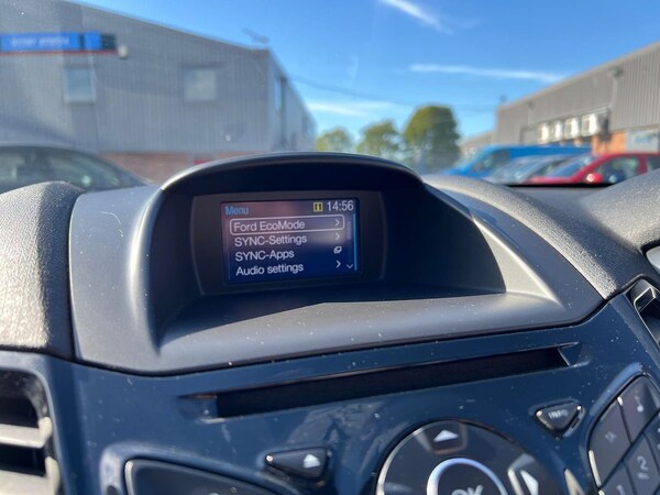 Used Ford Fiesta 2016 for sale - 76070193: Photo 24
