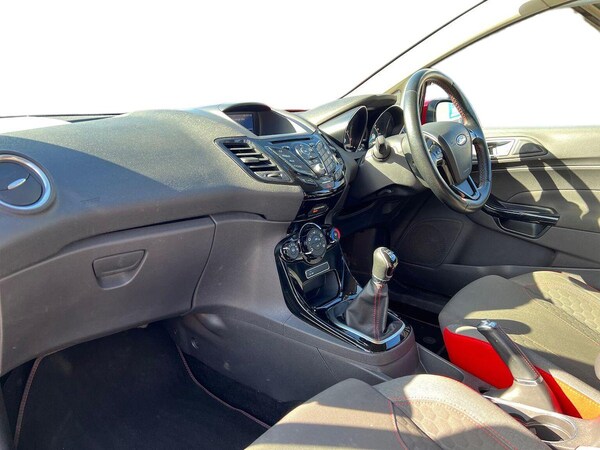 Used Ford Fiesta 2016 for sale - 76070193: Photo 7
