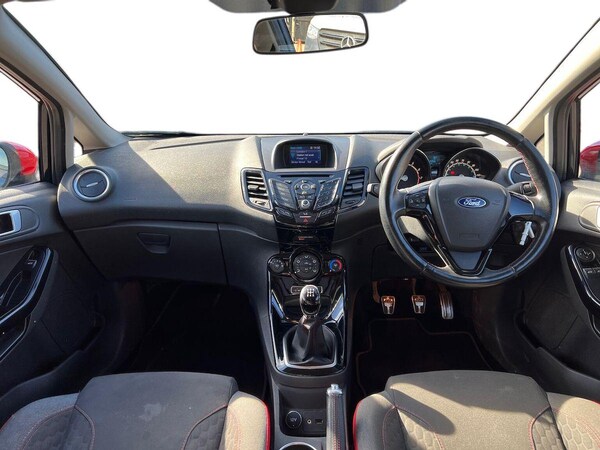 Used Ford Fiesta 2016 for sale - 76070193: Photo 8