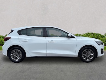 Used Ford Focus 2023 for sale - 78511835: Photo