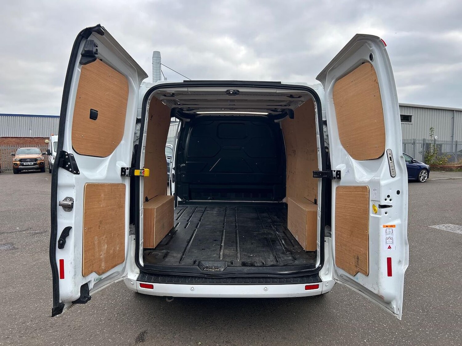 Used Ford Transit Custom 2022 for sale - 76243161: Photo 17