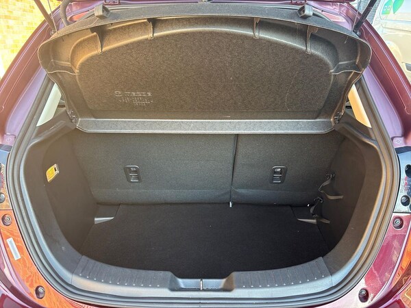 Used Mazda Mazda2 2022 for sale - 76070194: Photo 17