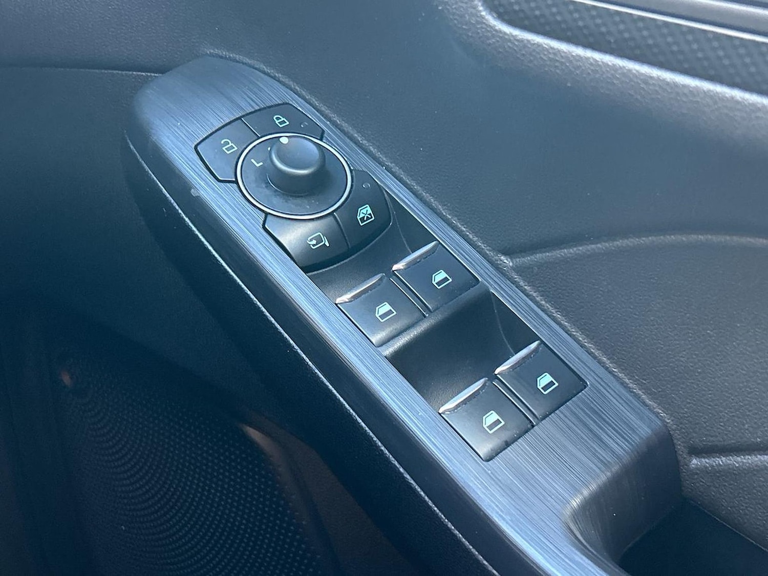 Used Ford Kuga 2023 for sale - 76694632: Photo 21