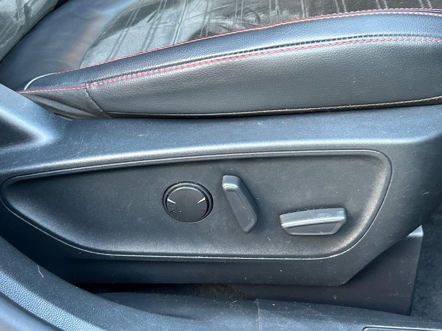 Used Ford Kuga 2023 for sale - 76694632: Photo 30